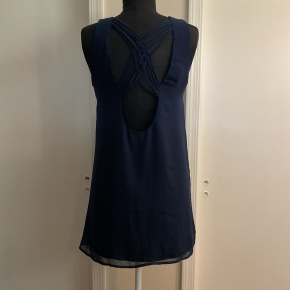 🤍 Navy Blue Open Back Short Dress - Picture 4 of 6